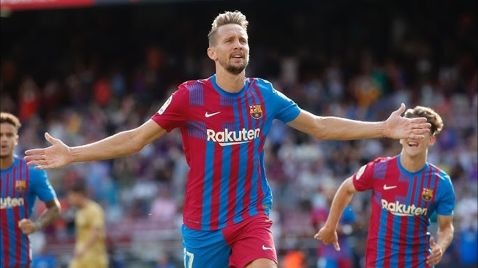 Luuk de Jong: Hành Trình Sự Nghiệp Của Một Cầu Thủ Nổi Bật