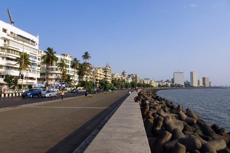 Marine Drive, Mumbai: History, Nightlife & Directions | Veena World