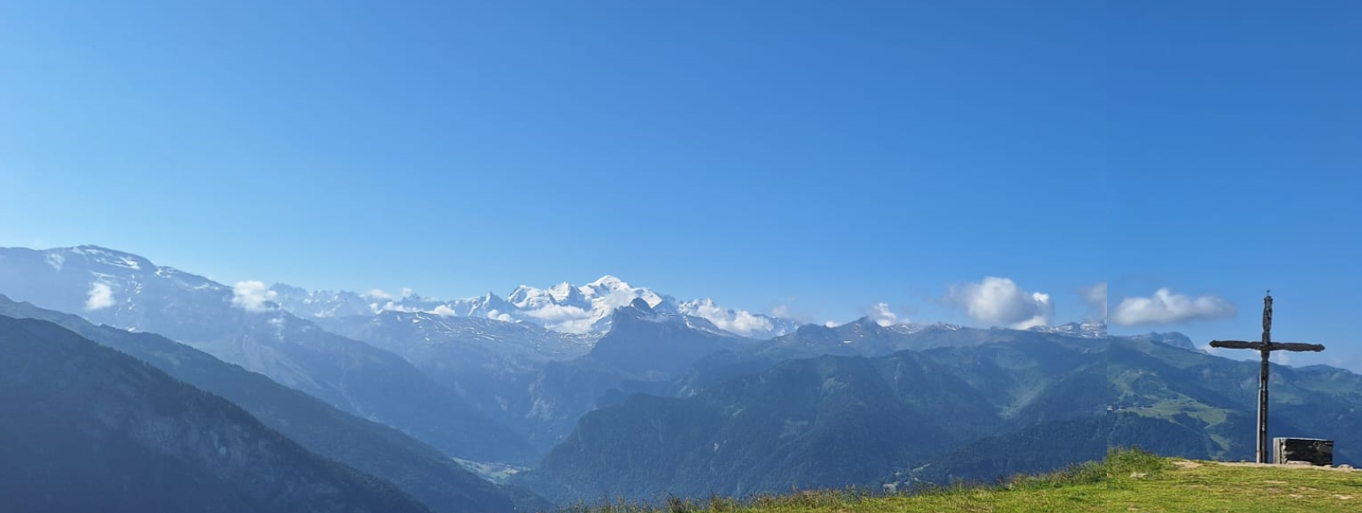 Une image contenant plein air, Chaîne de montagnes, ciel, nature

Le contenu généré par l’IA peut être incorrect.