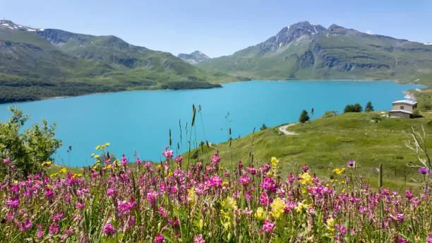 Landscapes That Tell a Story: 18 Amazing Views, storytelling landscapes, amazing views, nature, landscape, scenic narratives, earth tales