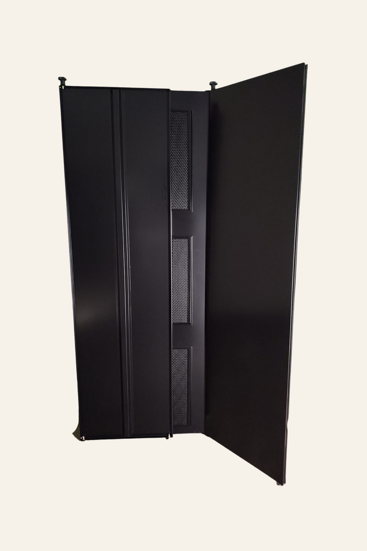 extraction booth