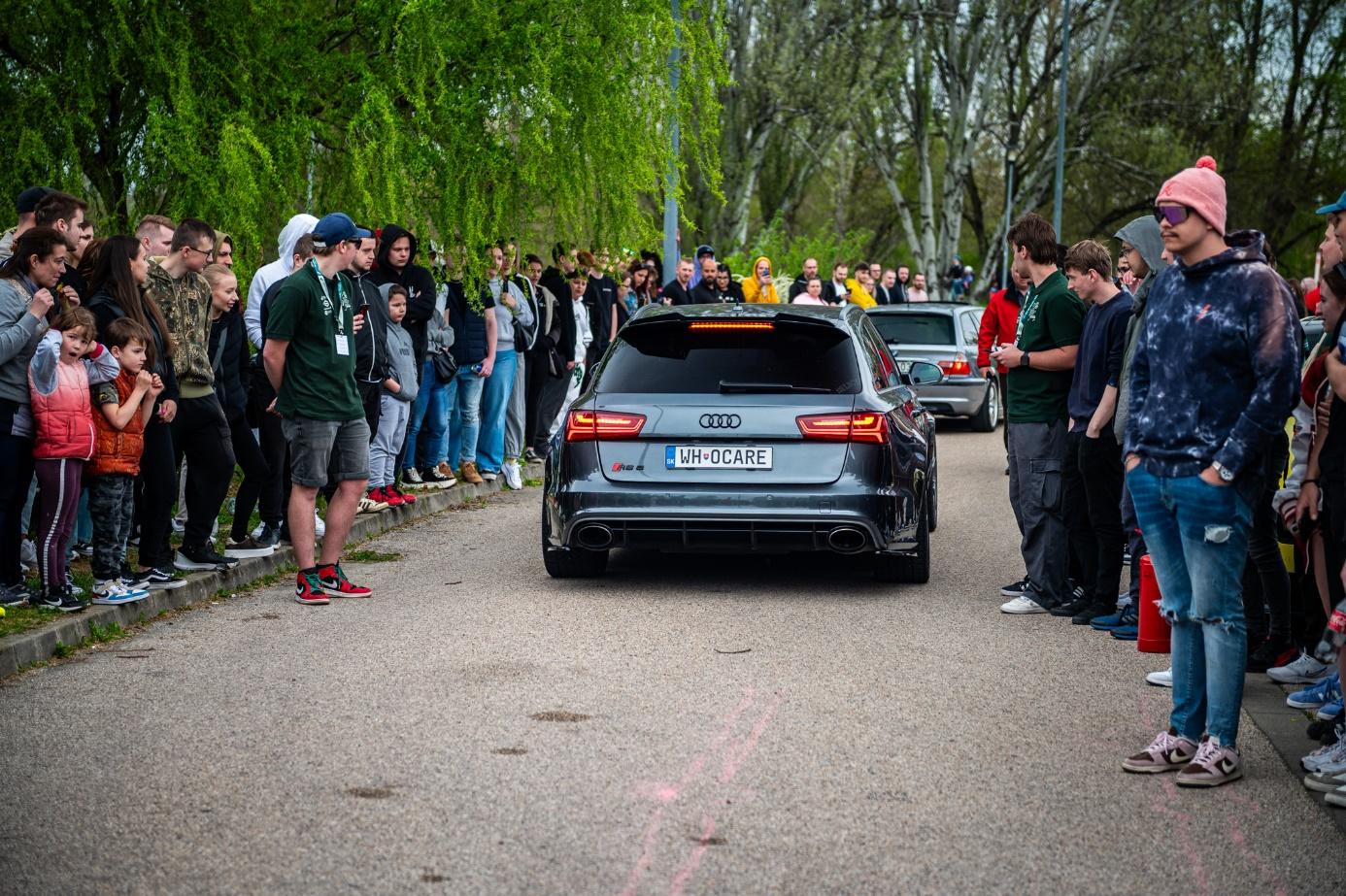 The car meet and exhibition has grown into a popular family event in the city and a nationally renowned gathering for car enthusiasts, attracting more than three thousand visitors this year (Photos: András Adorján, Máté Dudás, Bettina Korinek, Gergely Nagy)