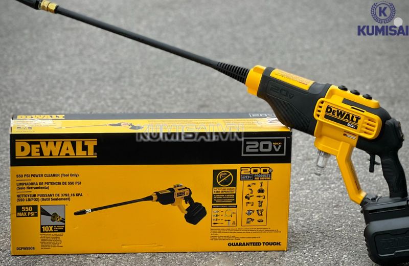 Máy rửa xe pin Dewalt