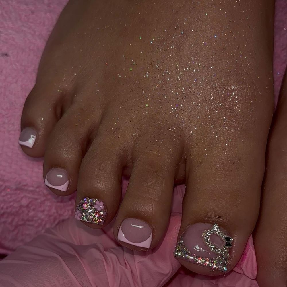 Close up of foot with radiant toe nail having Rhinestone Toe Nails