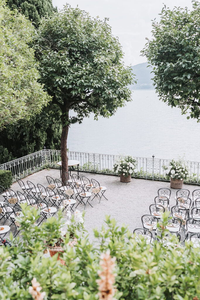 Destination wedding ceremony in Italy