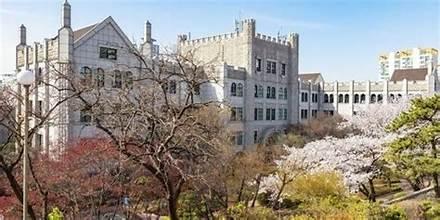 A large building with trees in front

AI-generated content may be incorrect.