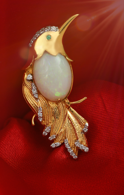 Emerald eye hummingbird brooch with Opal Gemstone | CKC Jewellers