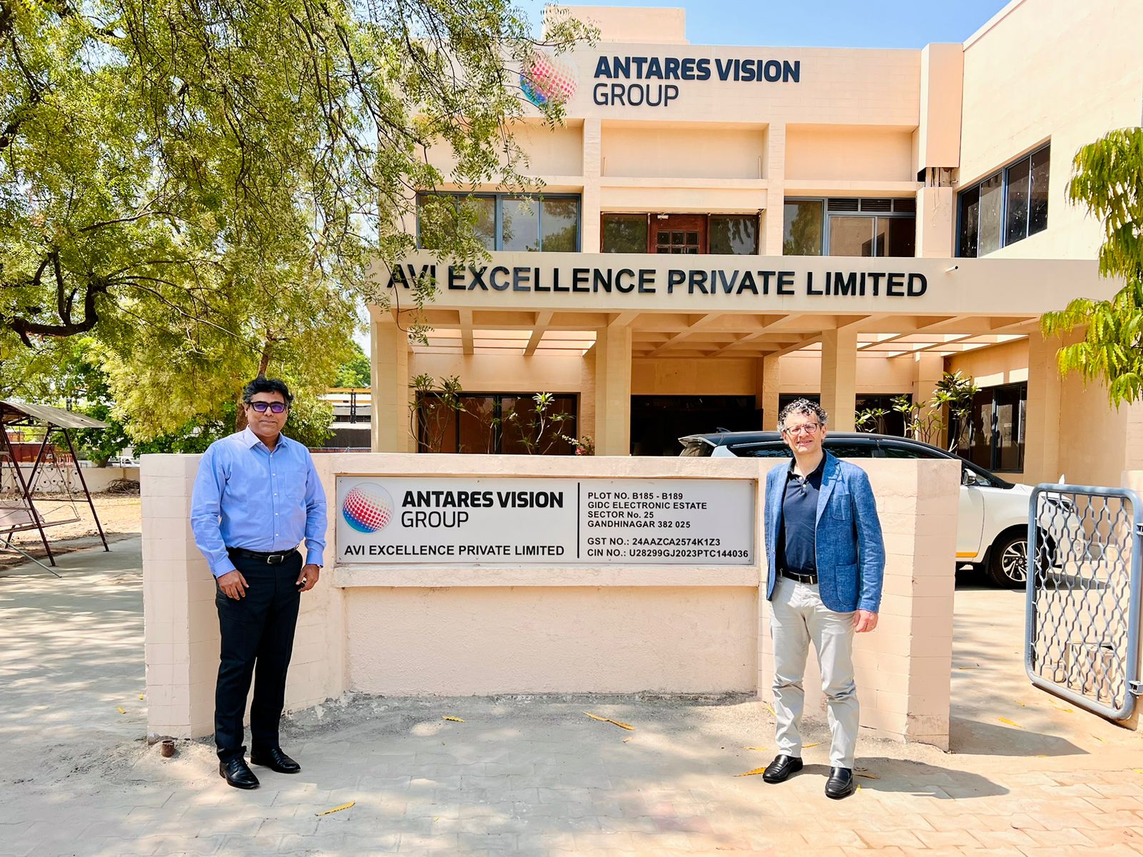 https://entrepreneuronemedia.com/Mr. Shaunak Dave Mr.Gaetano Luciano Director of Operation at Gandinagar Plant