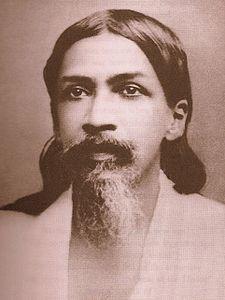 http://upload.wikimedia.org/wikipedia/commons/thumb/7/71/Sri_aurobindo.jpg/225px-Sri_aurobindo.jpg