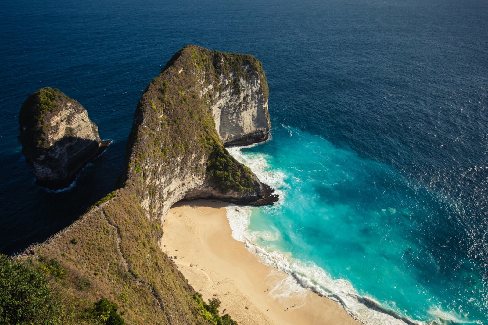 Picture of Nusa Penida for your Travel Savings Plan!