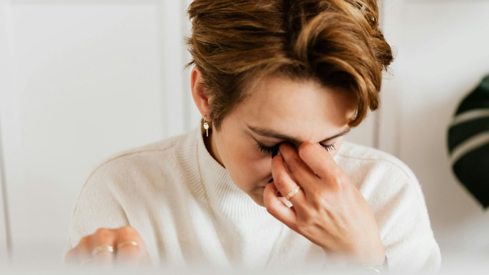 The sudden loss of a husband is a heartache no words can fully soothe.&nbsp;