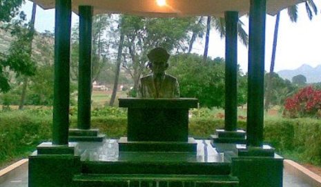 4. Sir Mokshagundam Visvesvaraya Memorial – A Tribute to Engineering Genius
