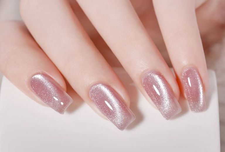 7 Cat Eye Nail Designs and Ideas for 2023
