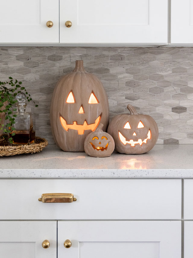 DIY Terracotta Pumpkins