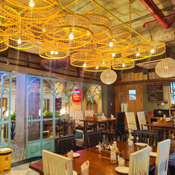Group-Friendly Cafes
