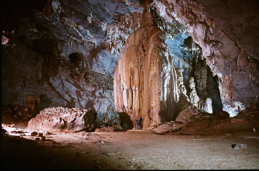 Động Hoa Tiên Hòa Bình