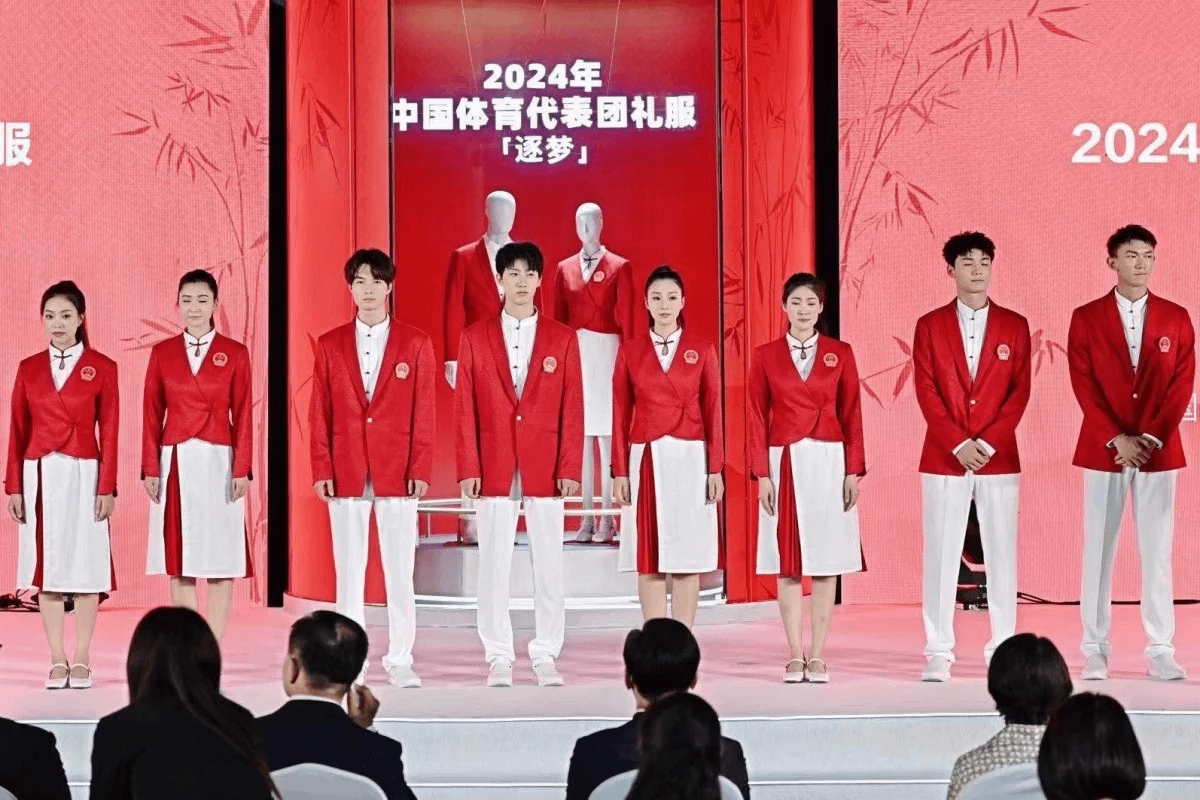 https://preview.redd.it/list-previews-of-uniforms-of-countries-for-the-paris-2024-v0-4f722o4koacd1.png?width=1200&format=png&auto=webp&s=2249408737010df7a141fdaa18c2545dfd896907