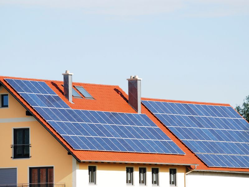 tendência energia solar e baterias