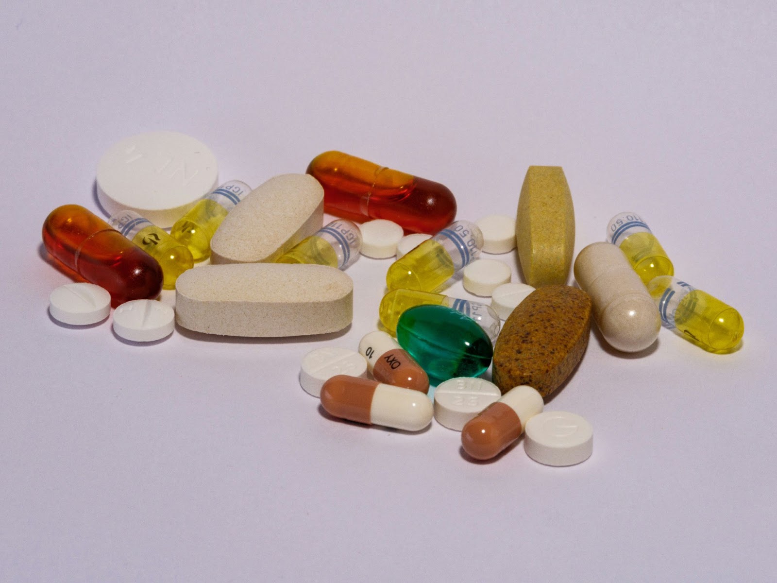 Some softgels and capsules