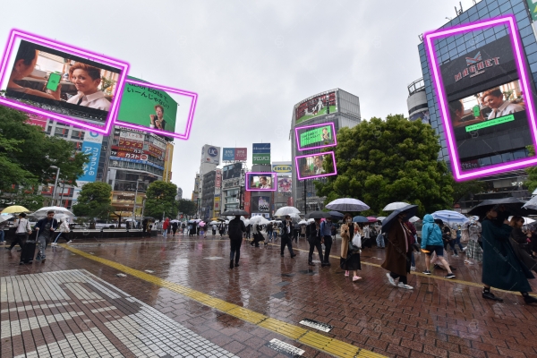 Quảng cáo package 13 màn hình đồng loại tại Shibuya crossing and Shibuya Station, Tokyo - Nguồn: Uber Eats