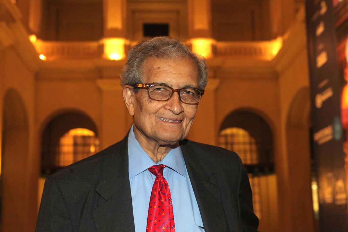 A photo of Amartya Sen, a contemporary Indian economist and philosopher.