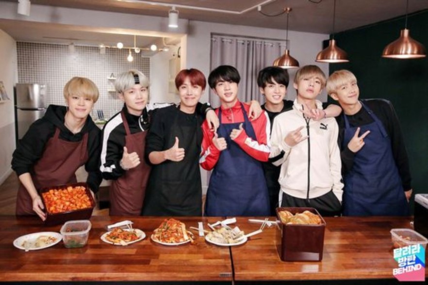 kimchi-ramen-kpop-stars-korean-stars-korean-cafe-wang-house