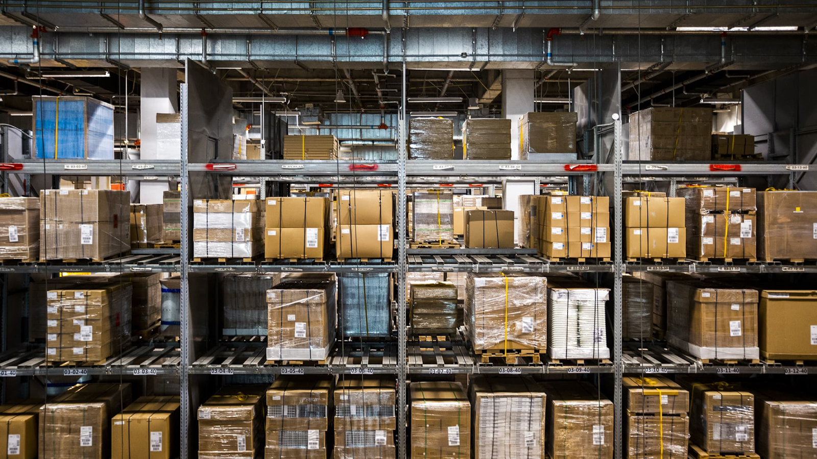 warehouse pallet racking