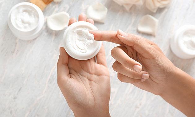 How To Choose A Good Moisturizer For Your Skin? - Tata 1mg Capsules