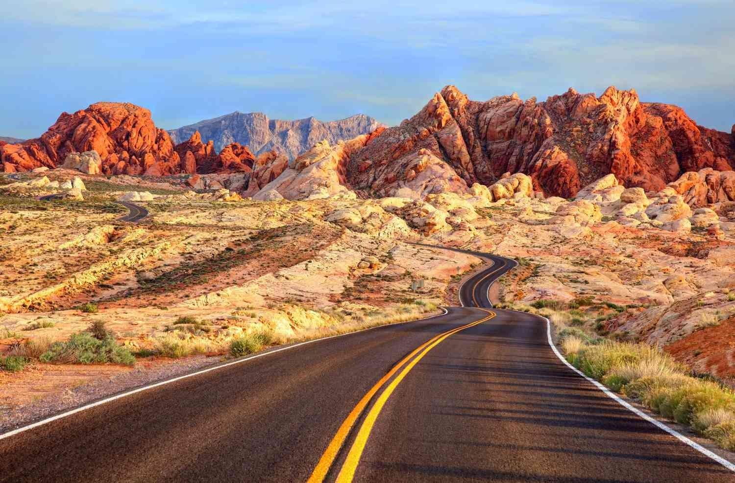 Khám phá vẻ đẹp rực rỡ của Valley of Fire - thung lũng lửa tuyệt đẹp ở  Nevada