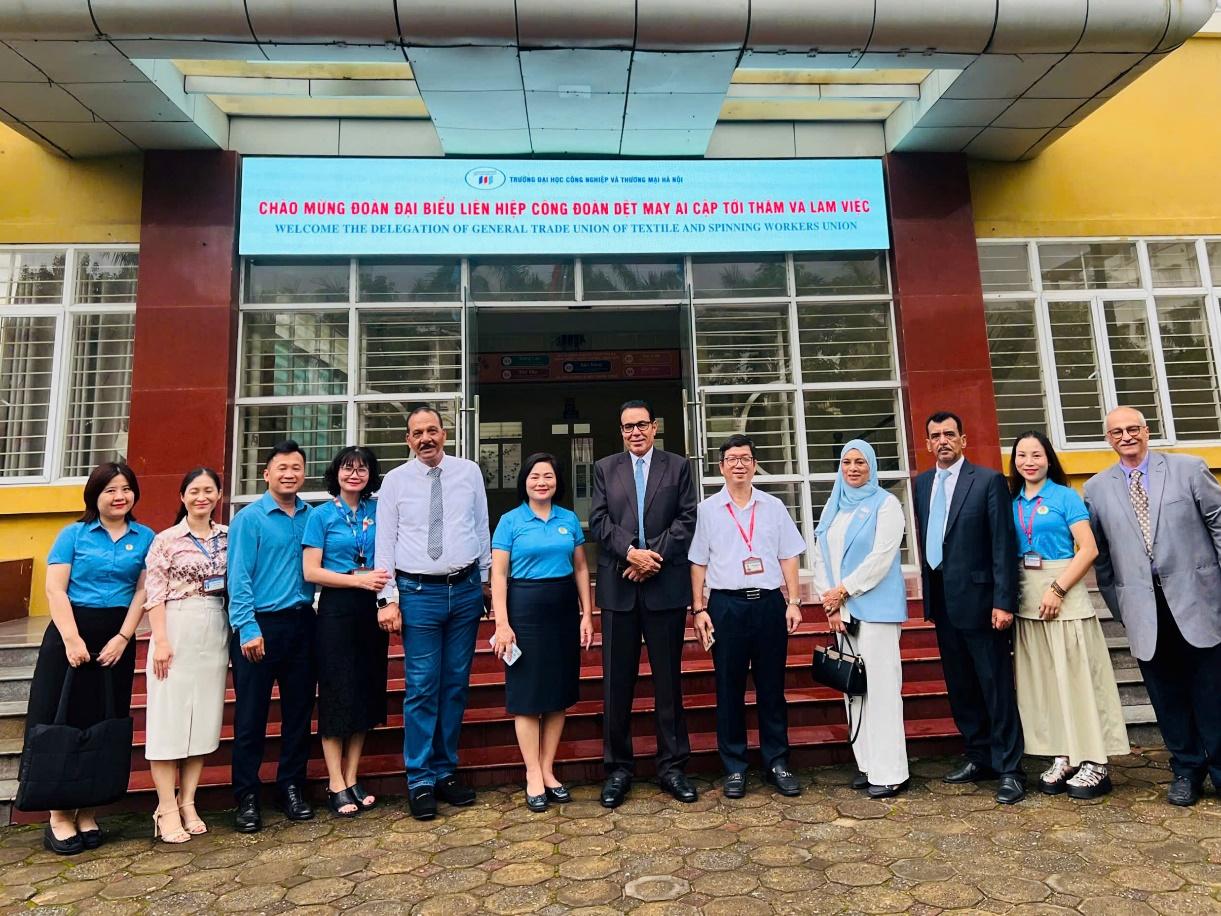 E:\CÔNG ĐOÀN+ĐẢNG+PHÒNG\Bài viết_Đăng Web\Viết bài 2025-2026\Đoàn Ai Cập\Ảnh chọn\z6851341149939_94dd779521decf49678493934d9aa3b6.jpg