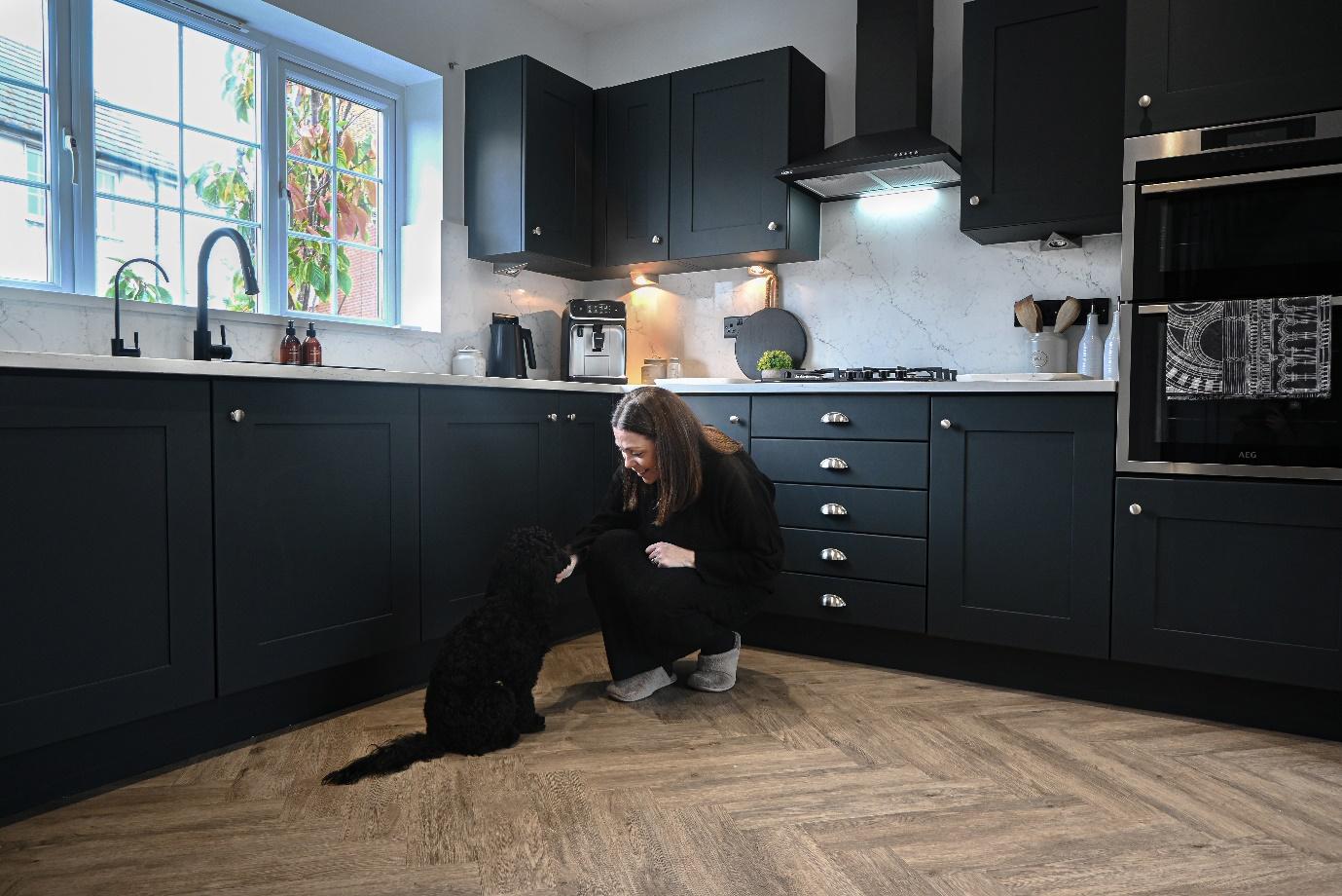  Christmas Sparkle: Transform Your Kitchen with Quartz Worktops