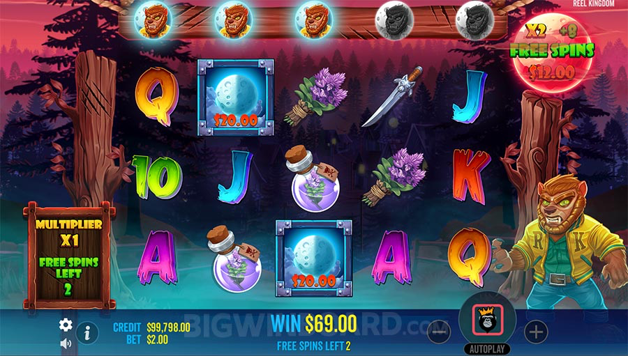 Fangtastic Freespins gameplay with bonus feature option.