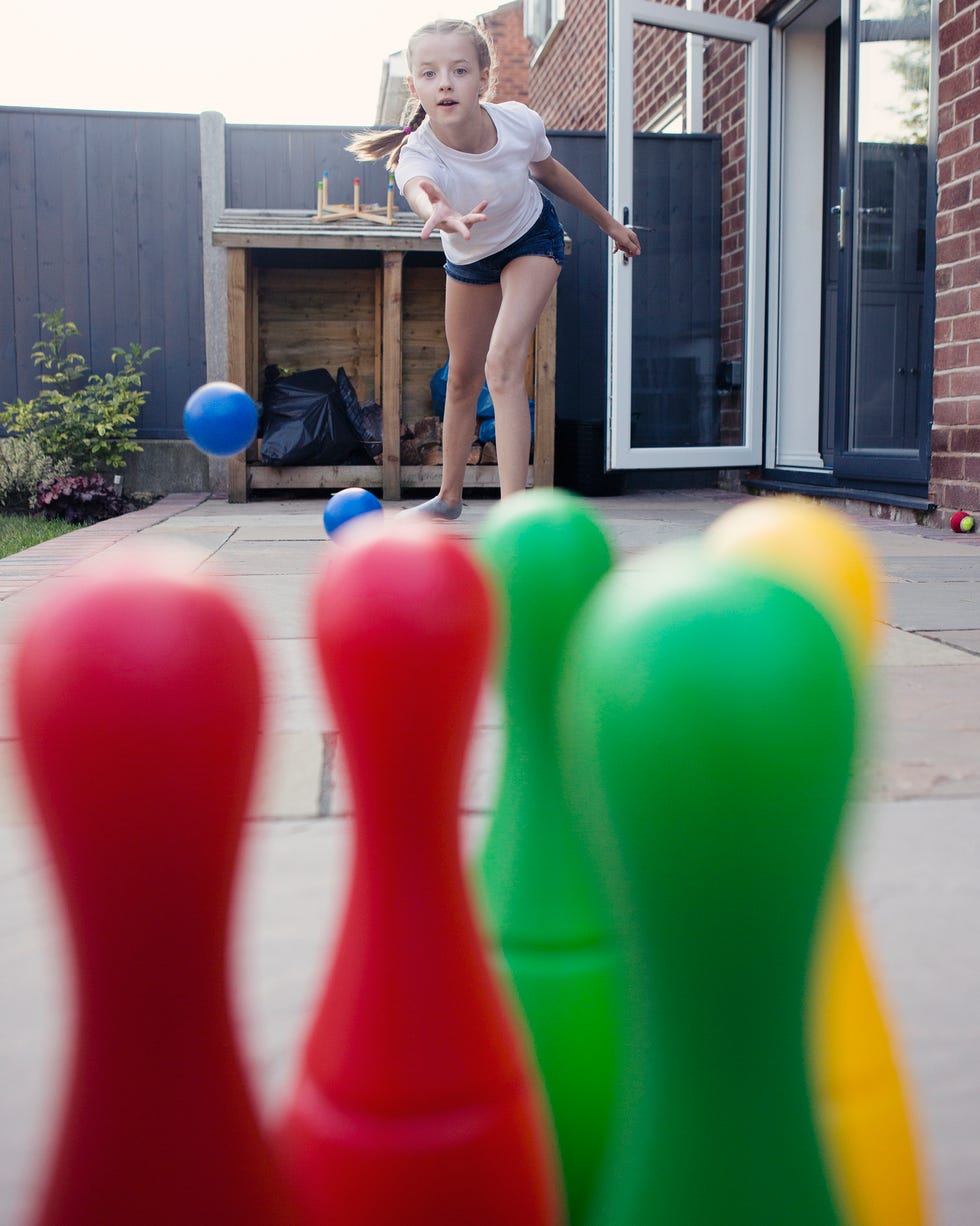 backyard bowling picnic games