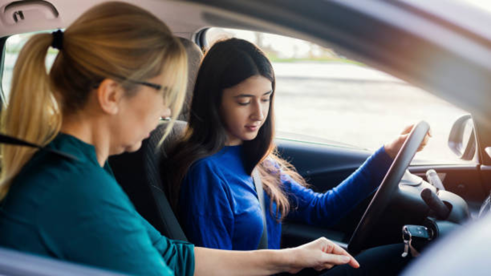 How To Prepare For The First Day Of Driving School?