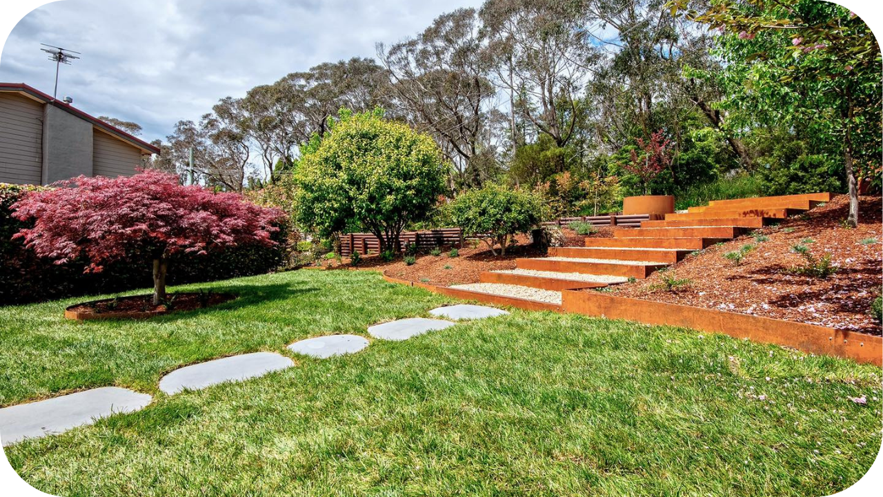Design Ideas for Modern Garden Paths Using Bluestone Steppers
