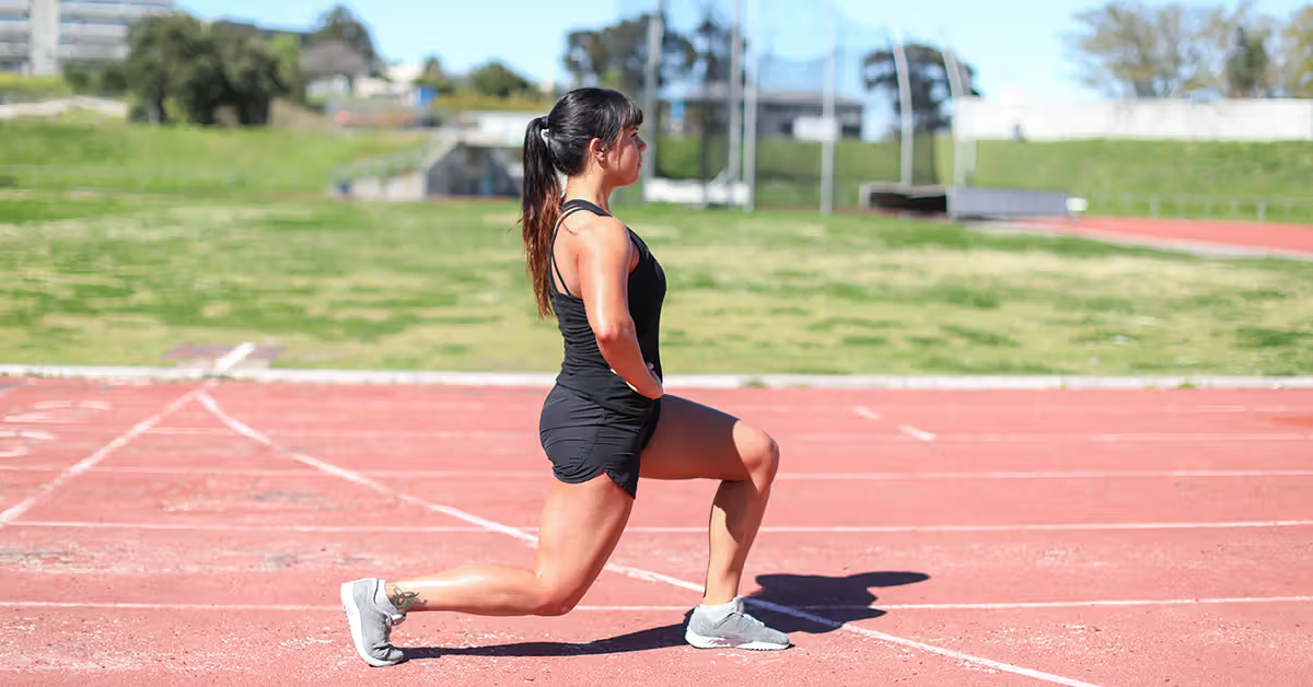 Membangun Kekuatan Kaki - Walking Lunge