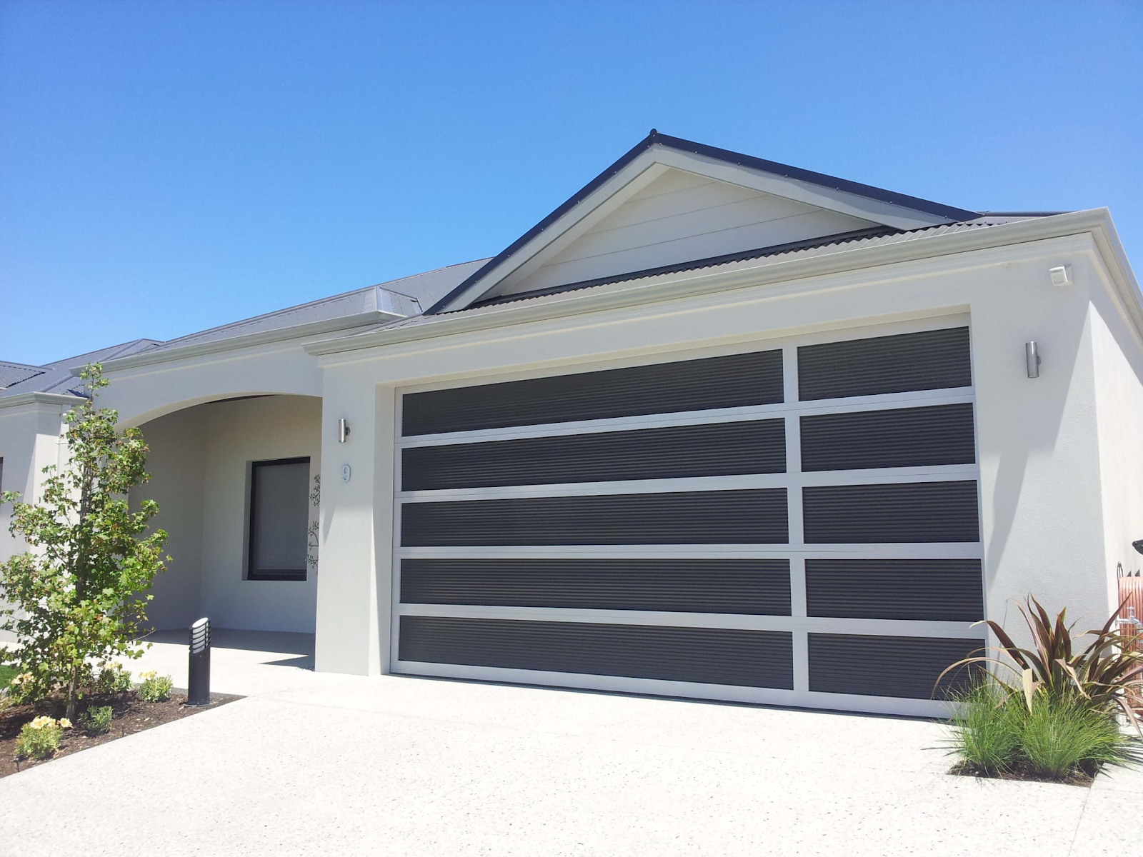 garage door width