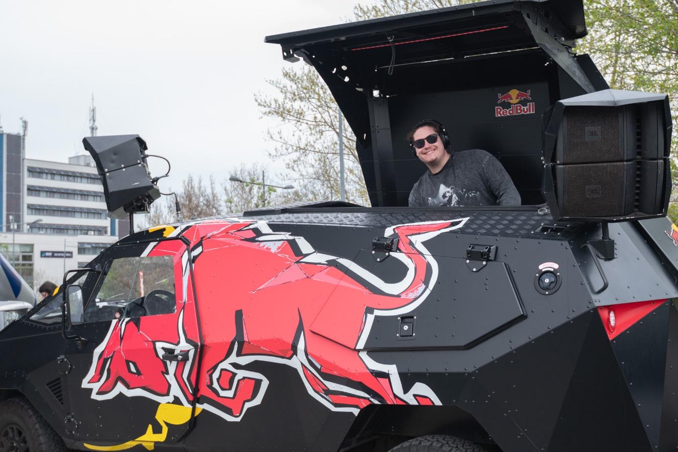 The car meet and exhibition has grown into a popular family event in the city and a nationally renowned gathering for car enthusiasts, attracting more than three thousand visitors this year (Photos: András Adorján, Máté Dudás, Bettina Korinek, Gergely Nagy)