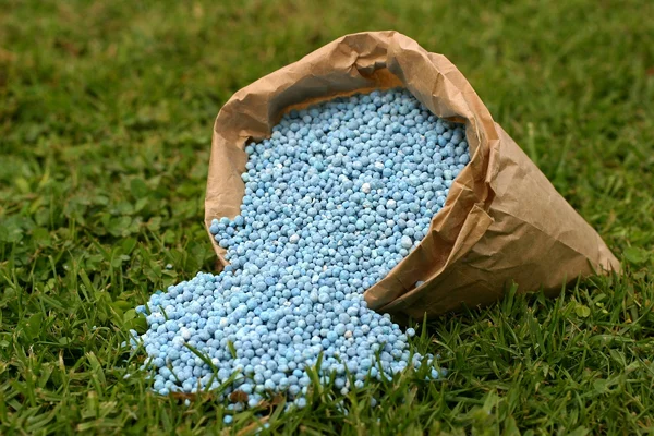 Nitrogen Lawn Fertilizer