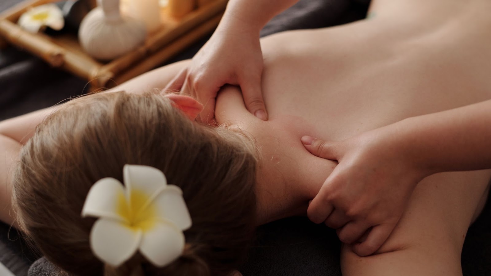 7 Best Head, Shoulder, and Foot Massage Tips for Natural Relief