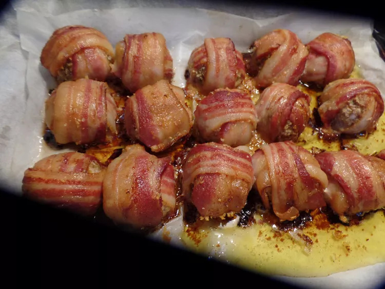 Giant Bacon-Wrapped Carnivore Meatballs