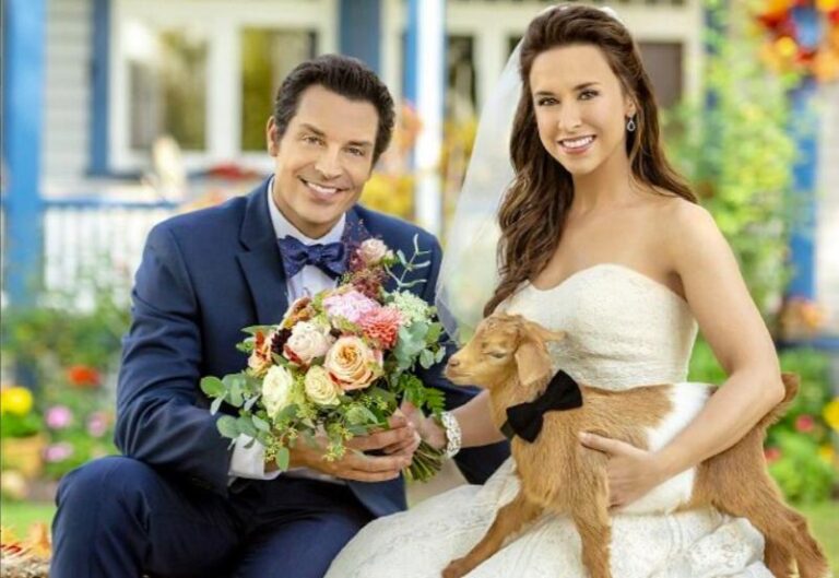 David Nehdar and Lacey Chabert  on their wedding day