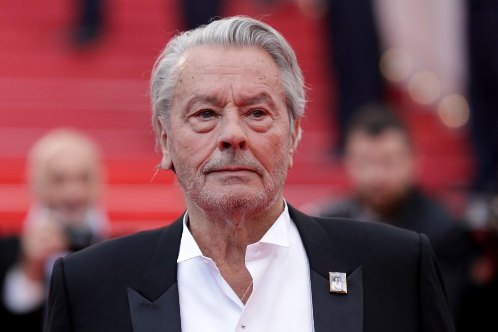 Alain Delon Dead: French Star of 'Le Samourai' Was 88
