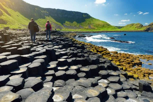 15 Cliff Edges with Majestic Vistas, cliff view, scenic height, nature, landscape, breathtaking edge, horizon photo