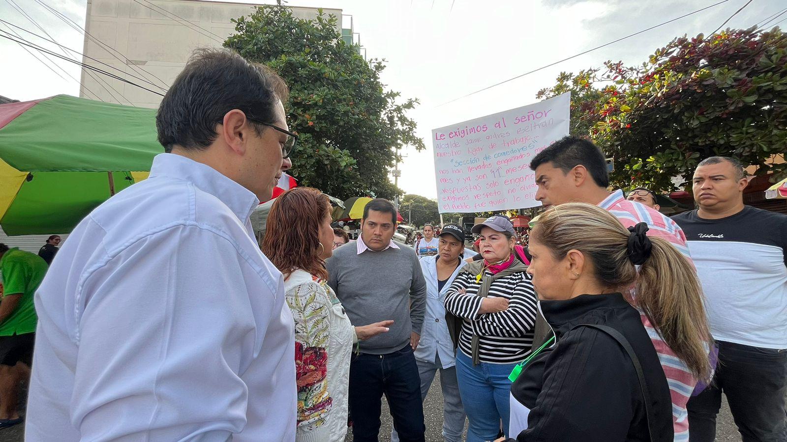 Son 22 puestos de la Plaza San Francisco afectados por la demolición de sus cocinas en octubre del 2023, y la construcción de estos sitios de preparación no estaban incluidos en la propuesta del contratista.