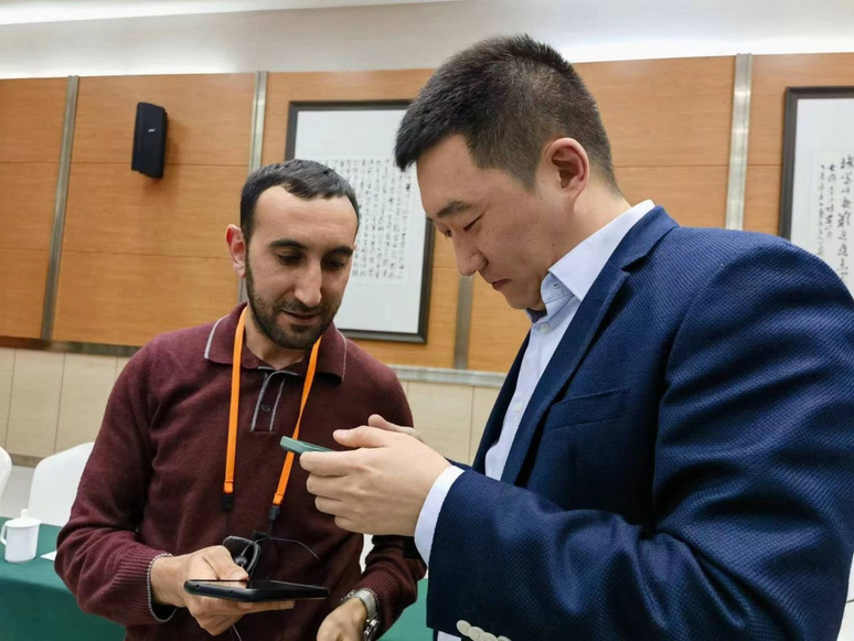Aydınlık Sinciang Uygur Özerk Bölgesinde-3: Uyumun kenti fırsatın kapısı - Resim : 11