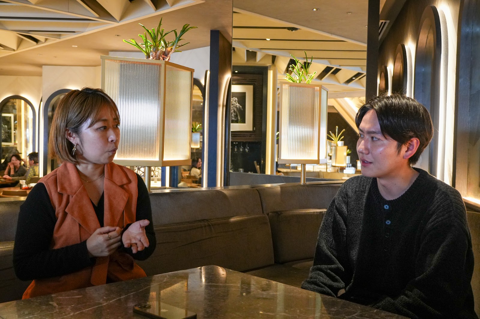 株式会社HUGE創業メンバーの秋山さん①