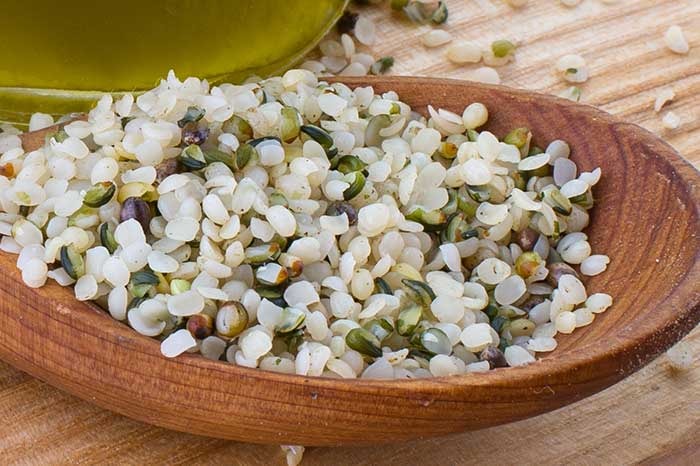 How to Eat Hemp Seeds for Effective Weight Loss