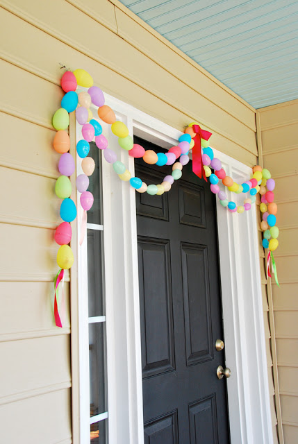 DIY Easter Egg Garland