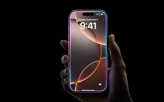 Giá iPhone 16 Pro Max bao nhiêu? Có đắt hơn 15 Pro Max?